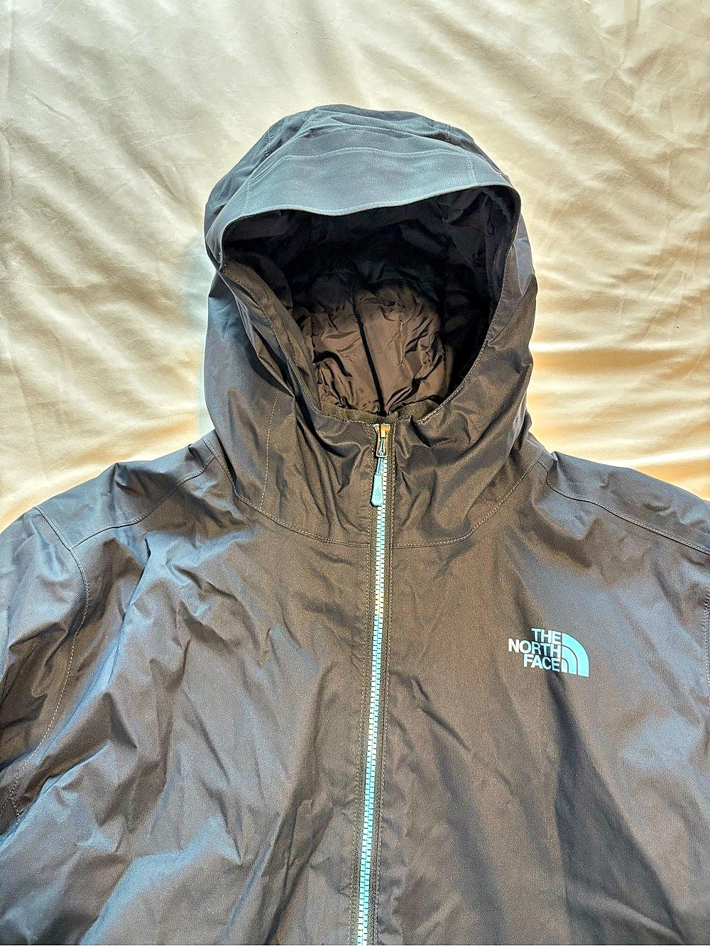 The North Face Hooded Lightweight insulated Jacket Blue XL - Picture 3 of 6
